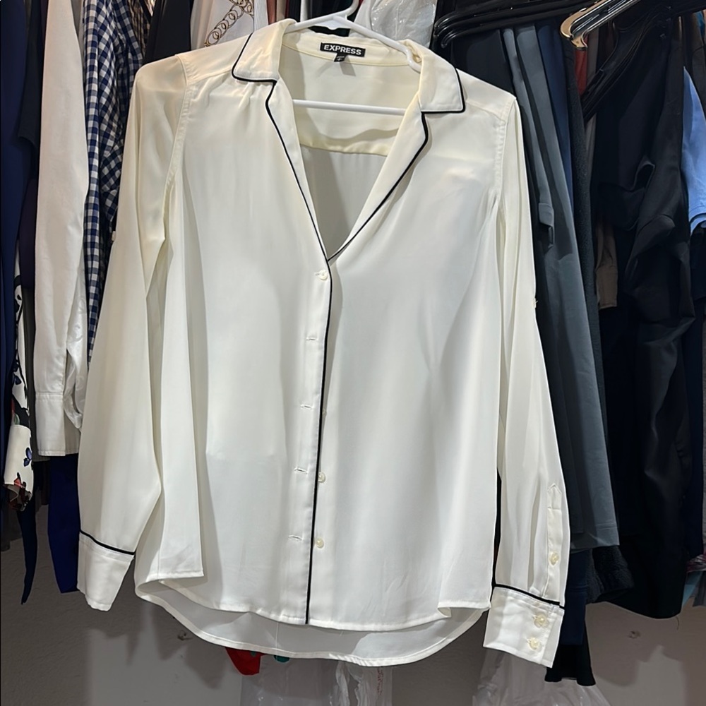 Express Ivory Blouse with Black Piping